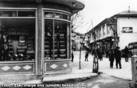 1960 - Eski İtfaiye Önü (Simdiki Belediye Önü)